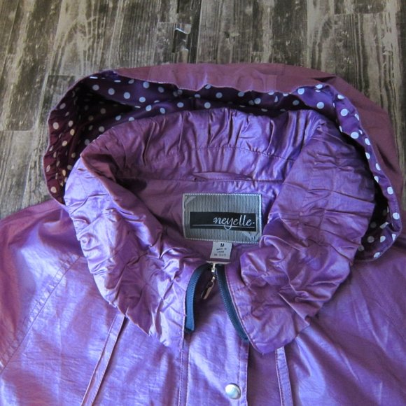 NWT Women's Hooded Shell Jacket - Picture 6 of 7